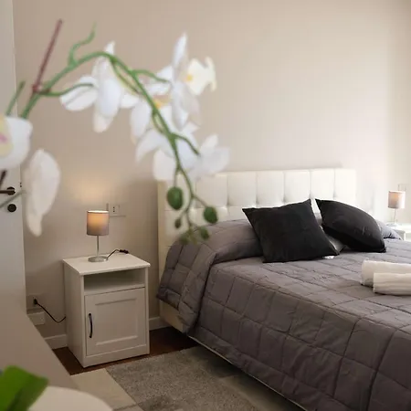 Vr Opera Apartment *