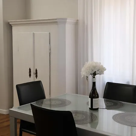 Apartment Vr Opera
